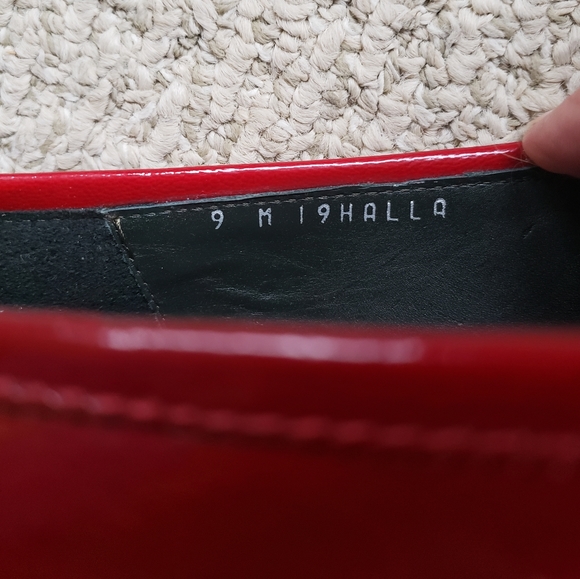 Donald J. Pliner Womens Loafer Red Patent Leather - Picture 3 of 5